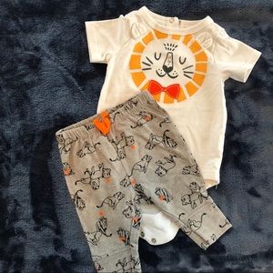 Lion theme outfit set